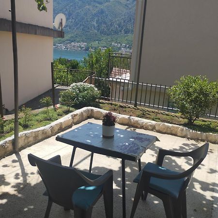 State Apartmants 2 Kotor Extérieur photo