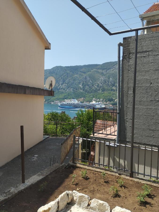 State Apartmants 2 Kotor Extérieur photo